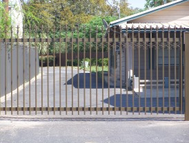 Custom Industrial Commercial Steel Gate
