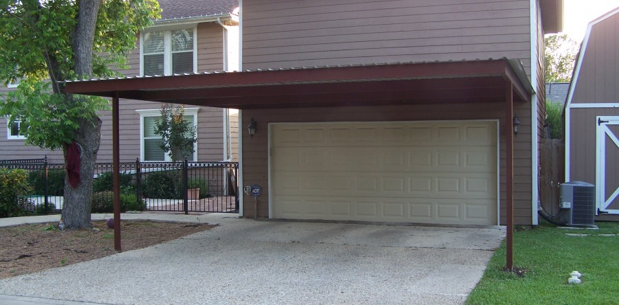 Alamo Heights Attached Carport