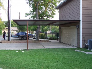 Alamo Heights Attached Carport