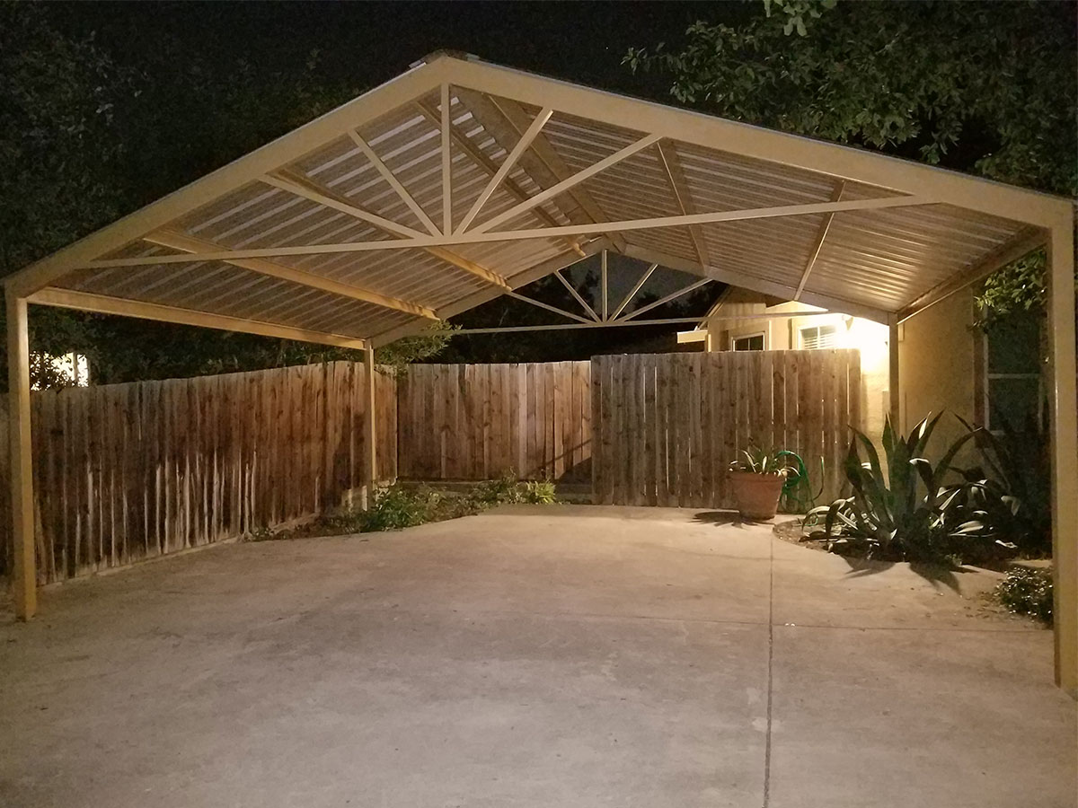 Sunburst free-standing steel carport in San Antonio, Texas